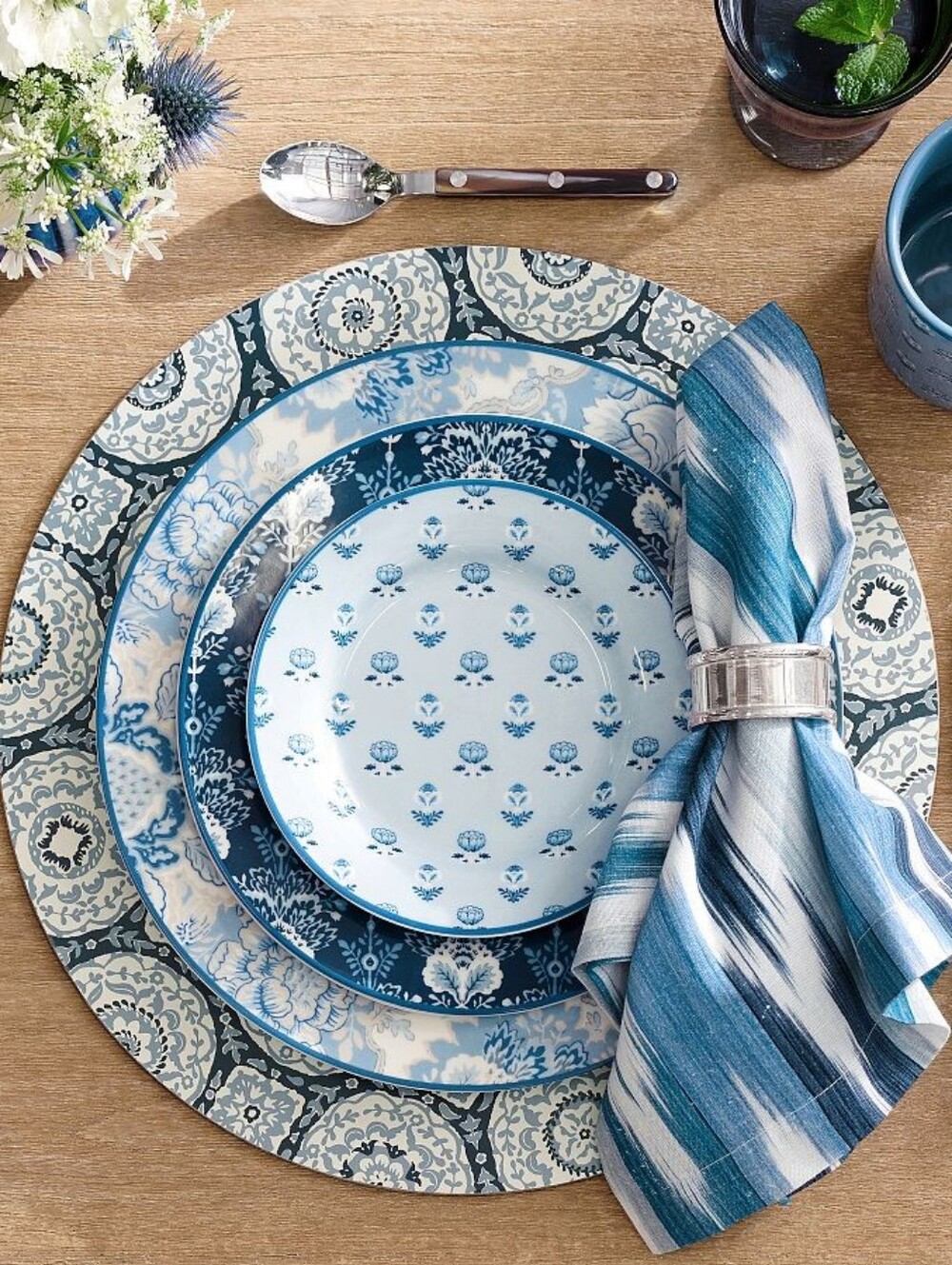 NWT Pottery Barn Kravet Medallion Corkmat - Set of 4
